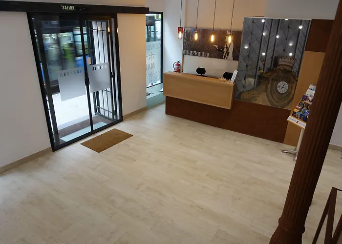 Hostal CerveloHostal